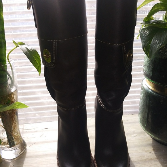 COACH CHOCOLATE BROWN RORY LEATHER BOOT W/TURNKEY - Picture 7 of 7